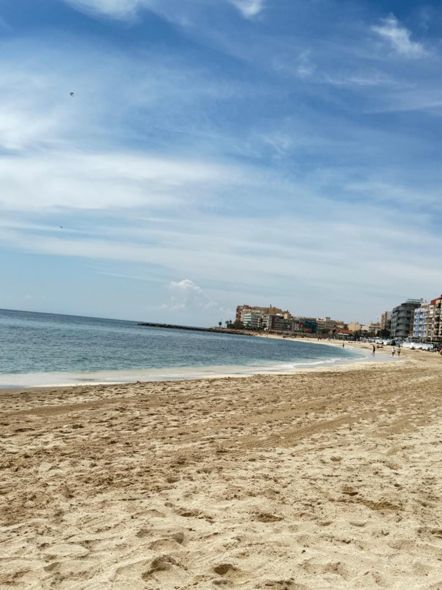 Beach Apartament In Torrevieja Exterior photo